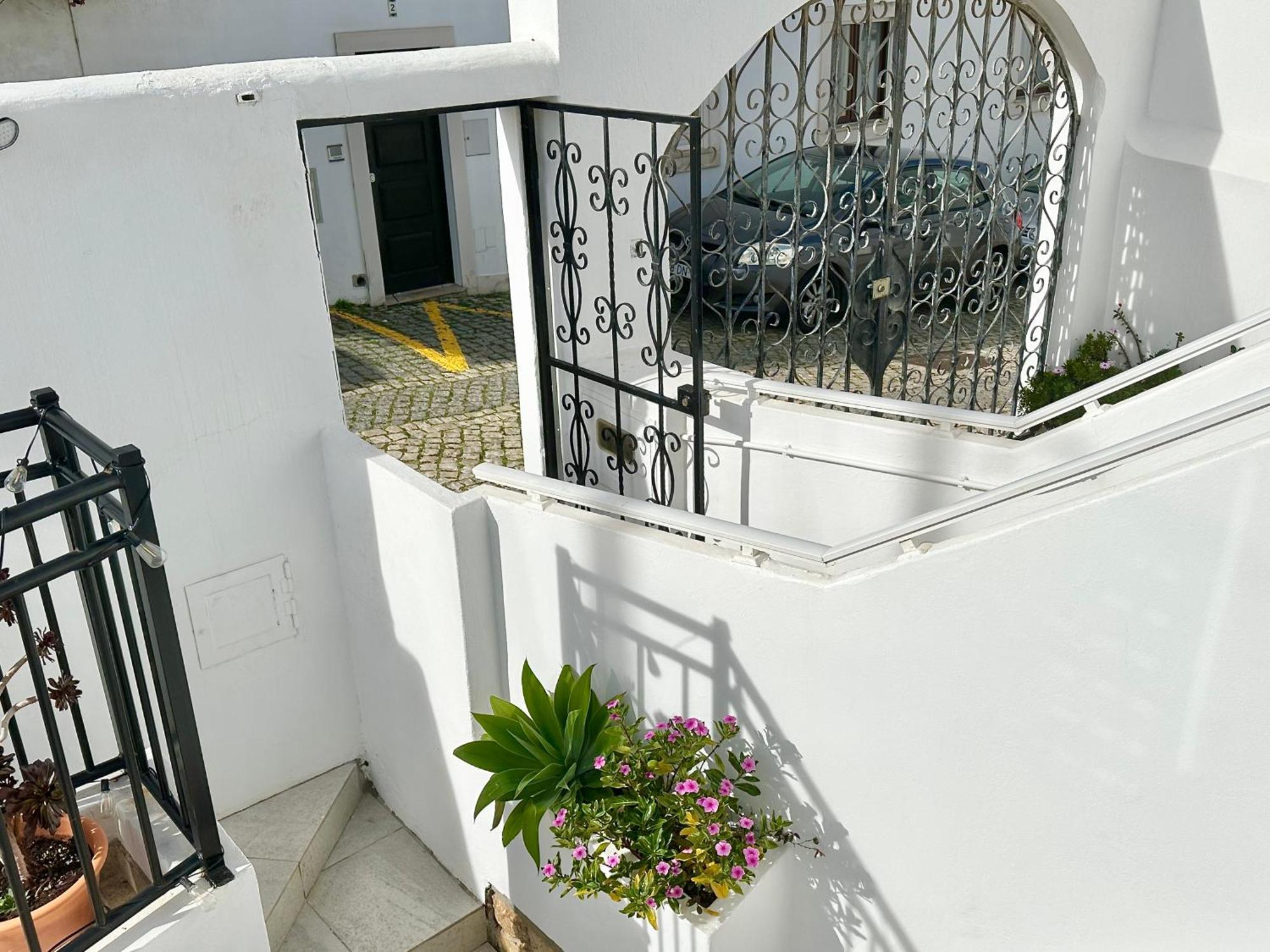 In The Old Town Close To The Beach Lagos Esterno foto